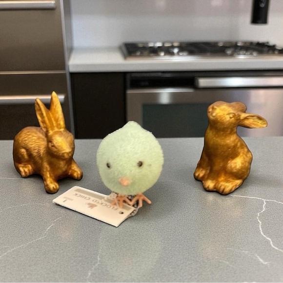 Target Bullseye 2 Gold Bunnies and a flocked chick - Picture 1 of 16